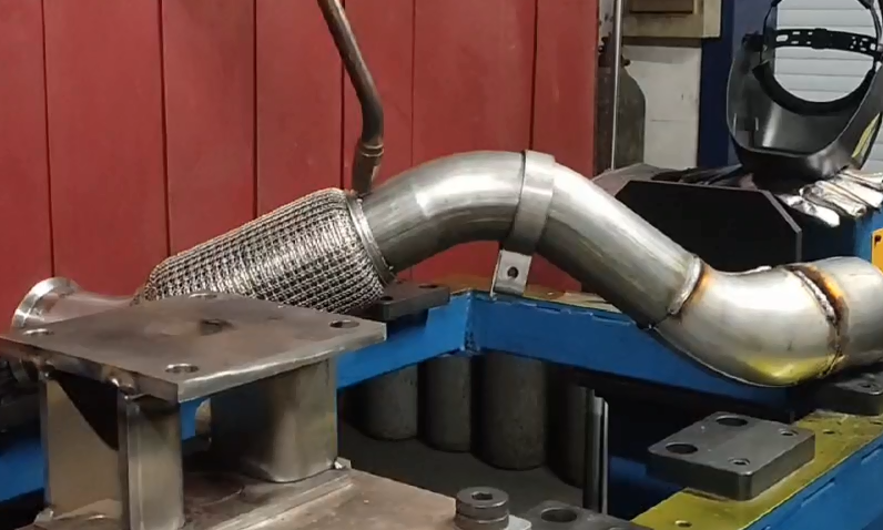 排气隔热罩点焊介绍